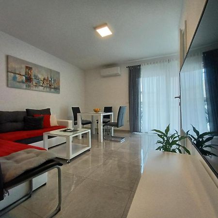 Apartments Leon 2 Новиград Экстерьер фото