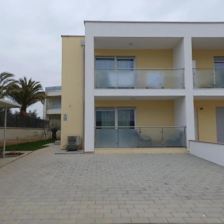 Apartments Leon 2 Новиград Экстерьер фото